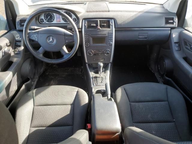 2011 Mercedes-Benz B200