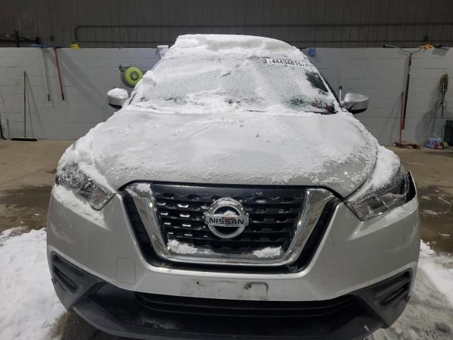 2019 Nissan Kicks S