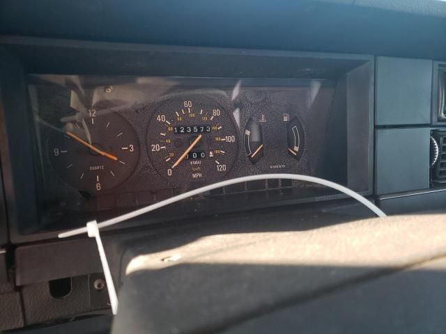 1990 Volvo 240 Base