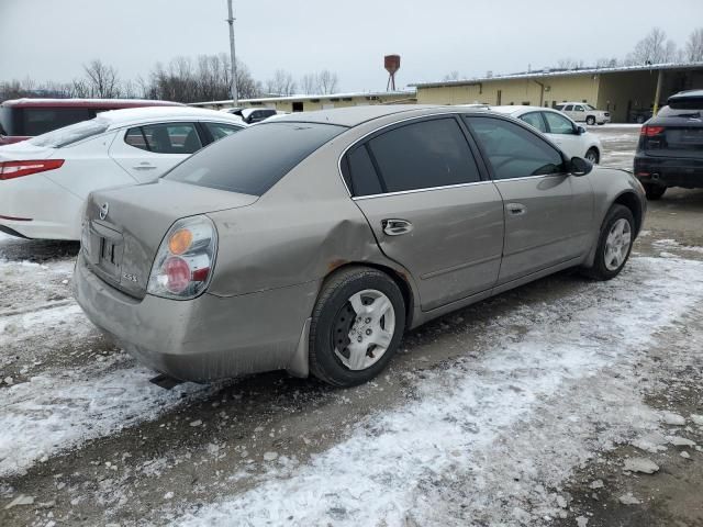 2004 Nissan Altima Base