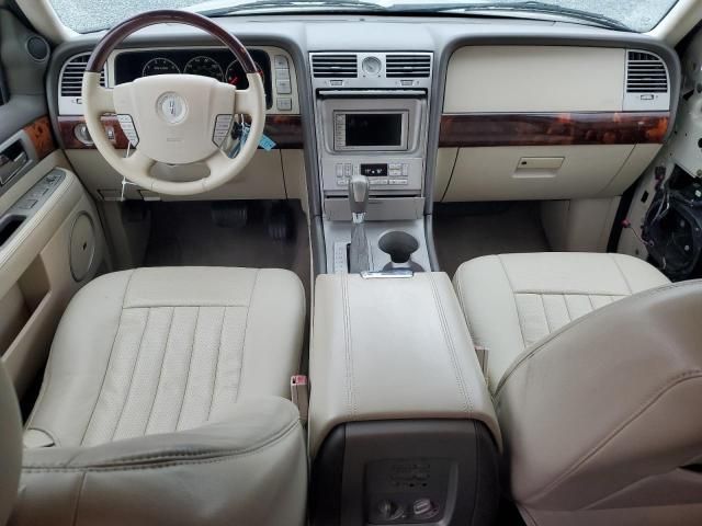 2004 Lincoln Navigator