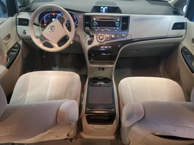 2012 Toyota Sienna LE