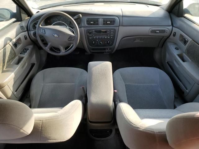 2003 Ford Taurus SE