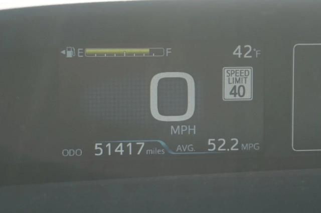 2022 Toyota Prius LE