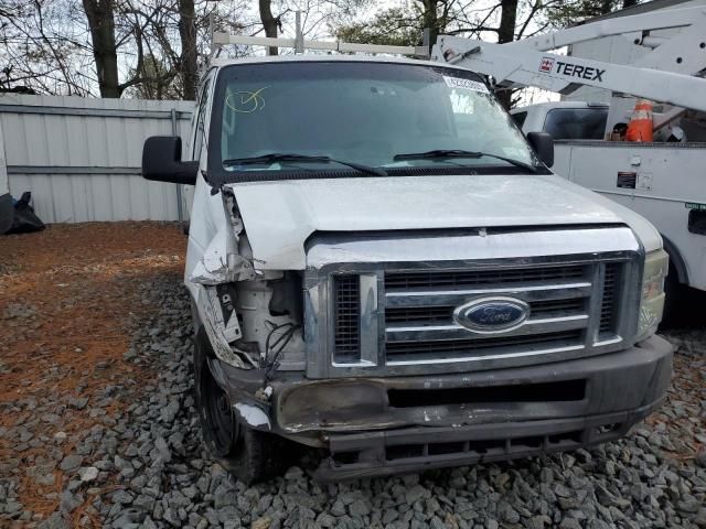 2010 Ford Econoline E250 Van