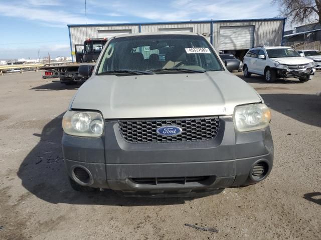 2005 Ford Escape XLS