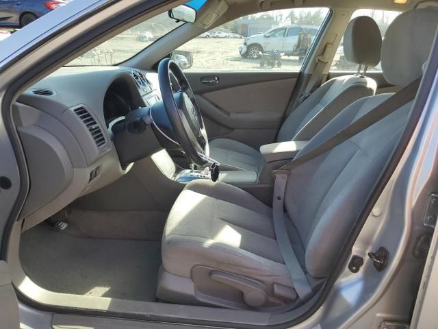 2010 Nissan Altima Base