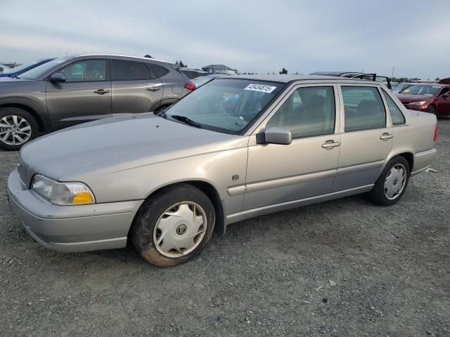 1999 Volvo S70