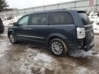 2013 Chrysler Town & Country Touring L