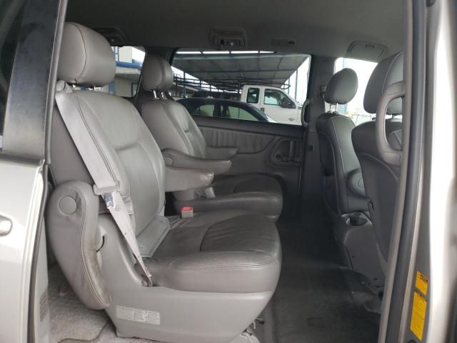 2008 Toyota Sienna XLE