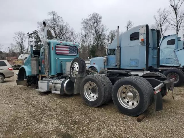 2014 Peterbilt 388