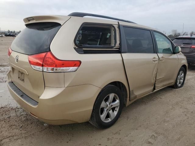 2011 Toyota Sienna LE