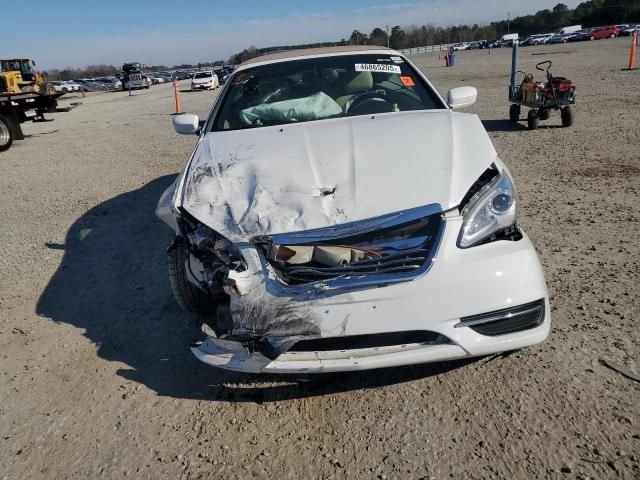 2012 Chrysler 200 Touring