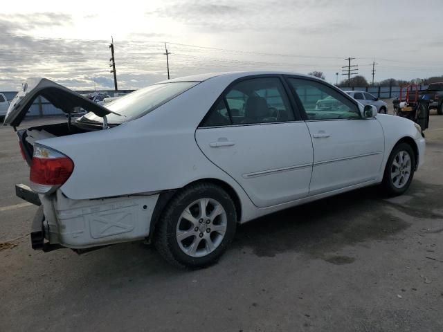 2005 Toyota Camry LE