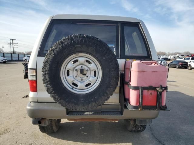 2001 Isuzu Trooper S