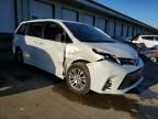 2018 Toyota Sienna XLE