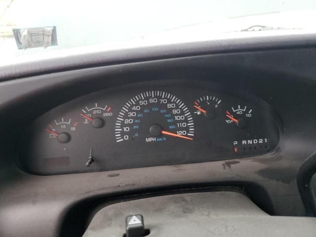 2000 Dodge RAM Wagon B3500