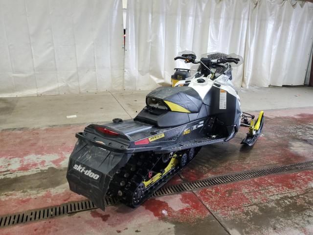 2016 Skidoo MXZ