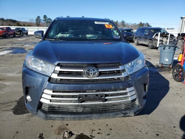 2018 Toyota Highlander SE