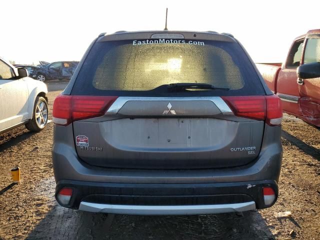 2016 Mitsubishi Outlander SE