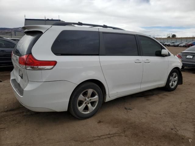 2012 Toyota Sienna LE