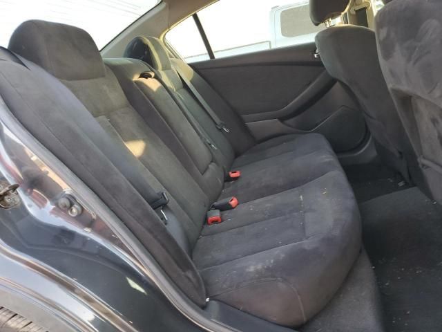 2010 Nissan Altima Base