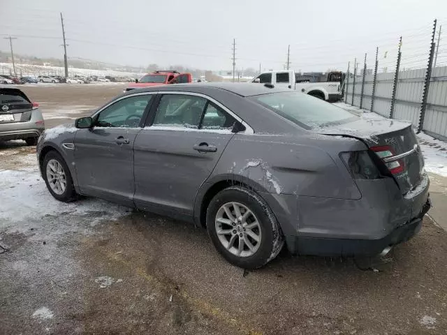 2013 Ford Taurus SE