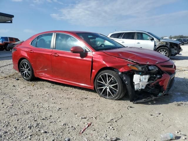 2021 Toyota Camry SE