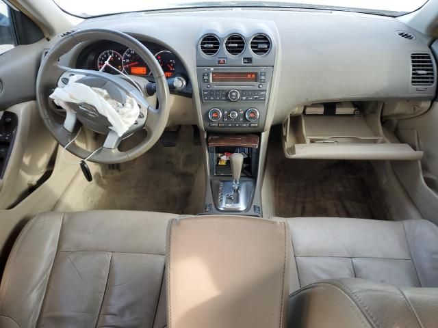 2010 Nissan Altima Base