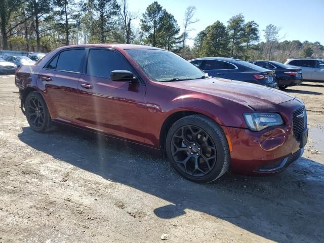 2019 Chrysler 300 Touring