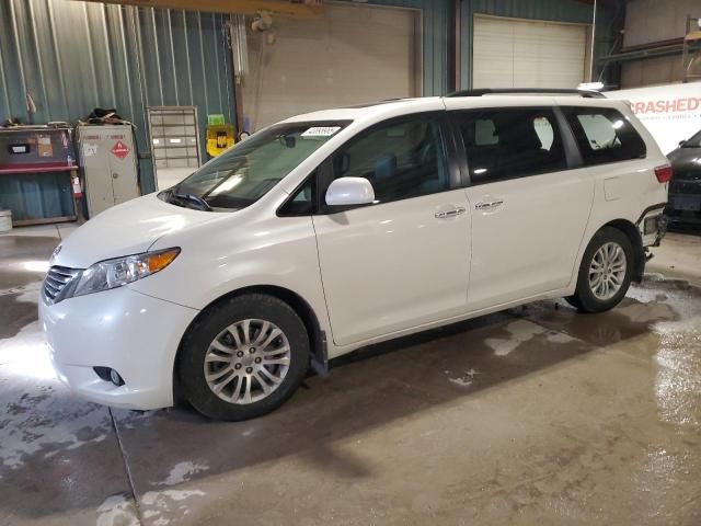 2017 Toyota Sienna XLE