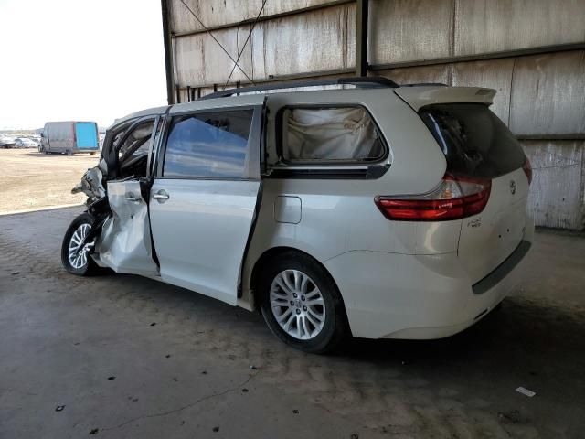 2015 Toyota Sienna XLE