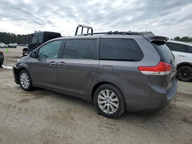 2011 Toyota Sienna XLE