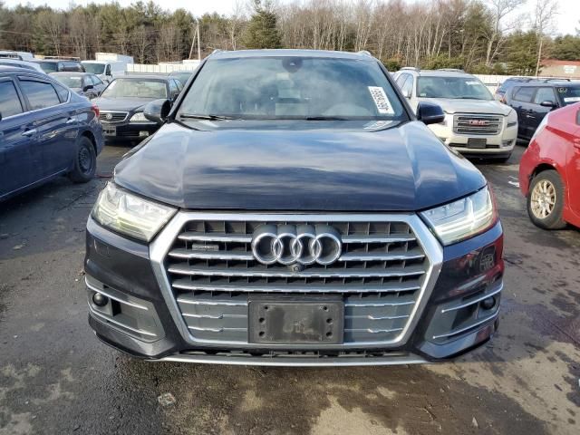 2018 Audi Q7 Premium Plus