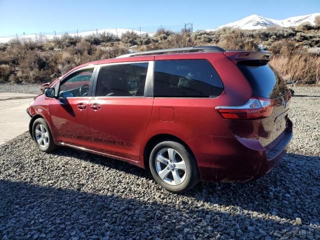 2015 Toyota Sienna LE