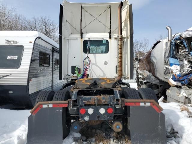 2016 Kenworth T680 Semi Truck