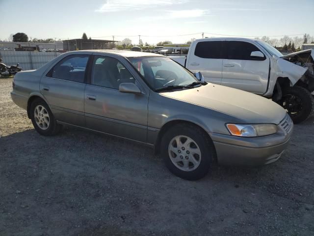 1997 Toyota Camry LE