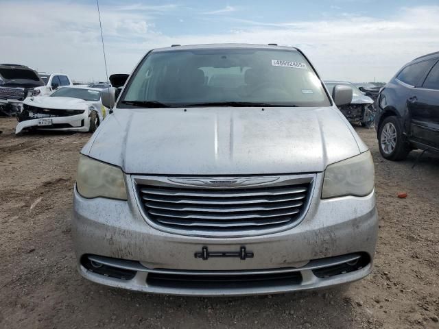 2012 Chrysler Town & Country Touring L