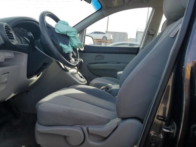 2007 KIA Rondo Base