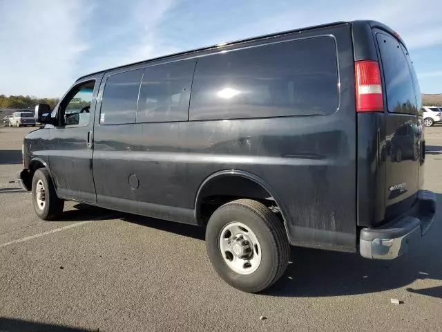 2013 Chevrolet Express G2500 LT