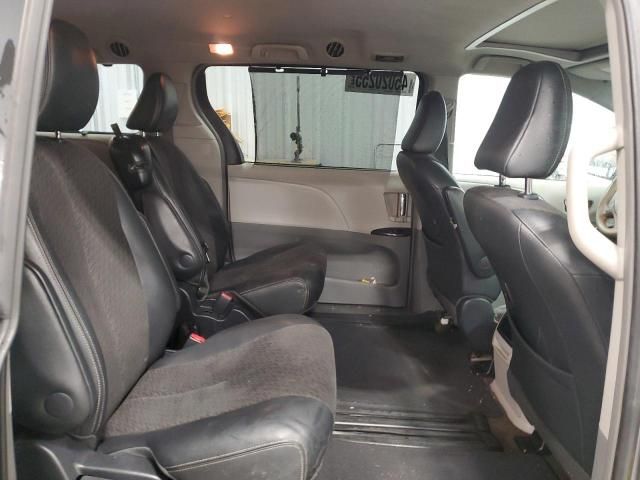 2012 Toyota Sienna Sport