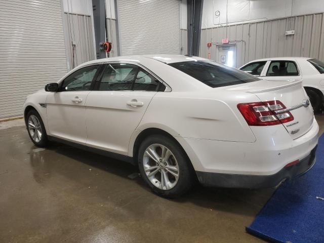 2015 Ford Taurus SEL