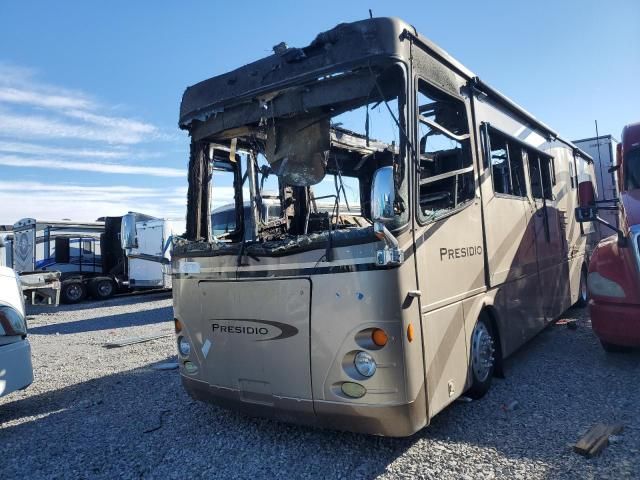 2006 Thor 2006 Freightliner Chassis X Line Motor Home