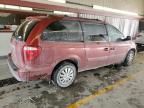 2005 Chrysler Town & Country LX