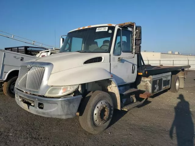 2005 International 4300 Rollback Truck