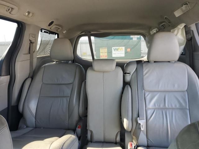 2015 Toyota Sienna XLE