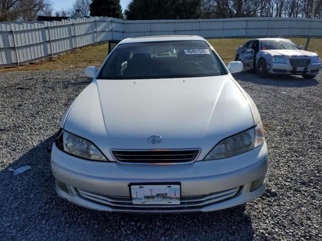 2000 Lexus ES 300