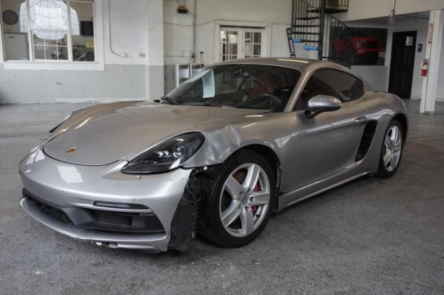 2024 Porsche Cayman GTS