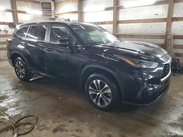 2024 Toyota Highlander XLE