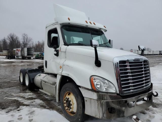 2018 Freightliner Cascadia Semi Truck